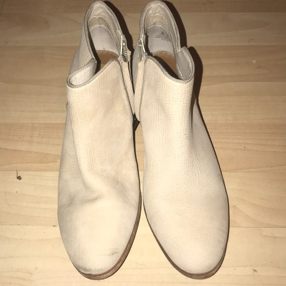Sam Edelman Shoes - Women’s size 8 Sam Edelman leather Chelsea booties Sam Edelman Shoes - Women’s size 8 Sam Edelman leather Chelsea booties